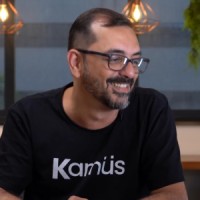 Kamus