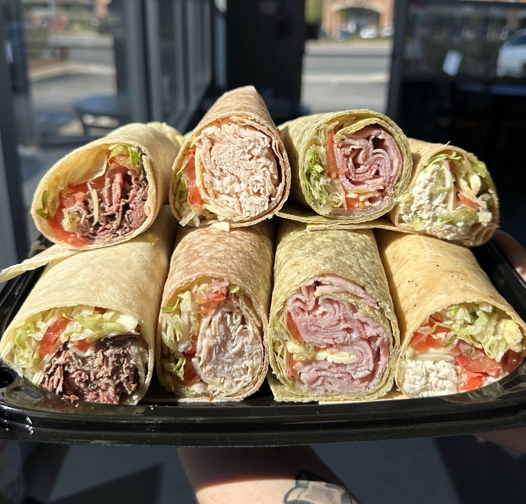 Albanese’s Delizioso Deli