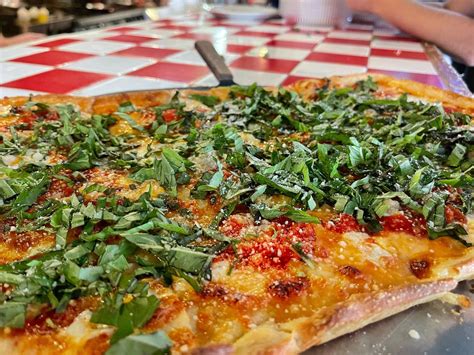 Rosa's Pizzeria