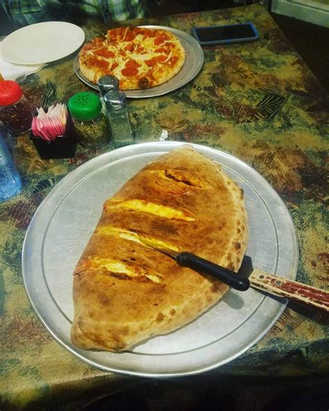 Anthony Jr's Restaurant & Pizzeria