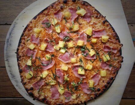 Ranalli's Pizza Bar - Lincoln Park, Chicago