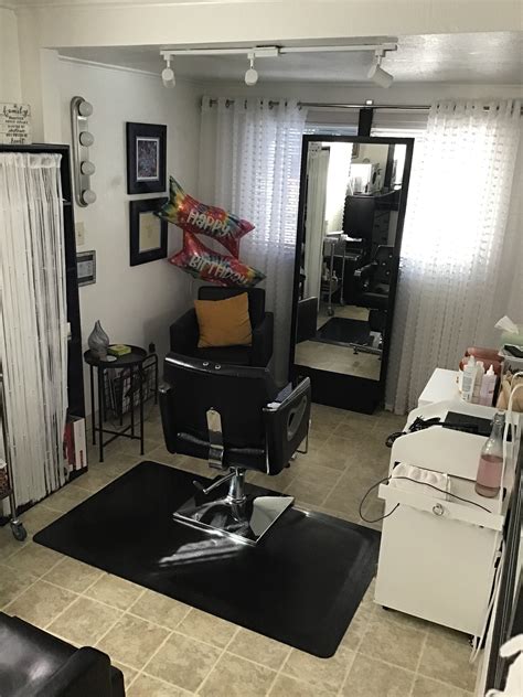 A La Carte Salon & Wig Boutique