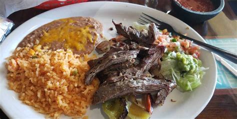 Los Primos Méxican Restaurant & Cantina