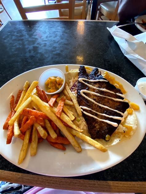 Papa Nalu Aloha Grill
