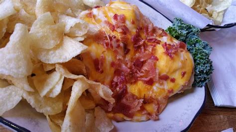 Shallo's Antique Restaurant & Brewhaus