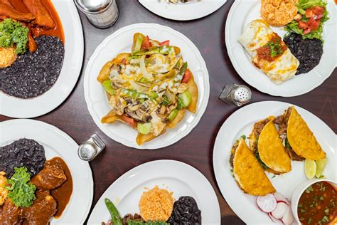 Azteca Grill