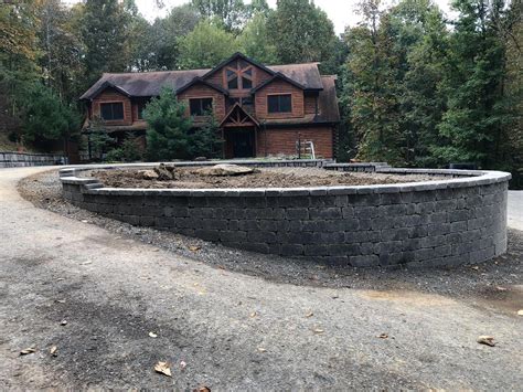 WV CONTRACTING LLC.