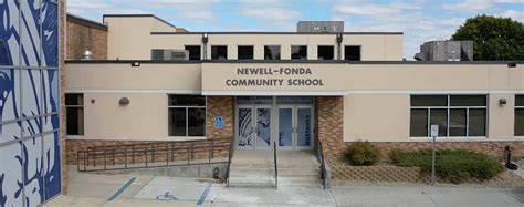 Newell-fonda Community School
