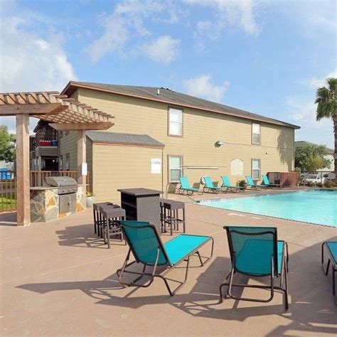 Cimarron Court Apartments