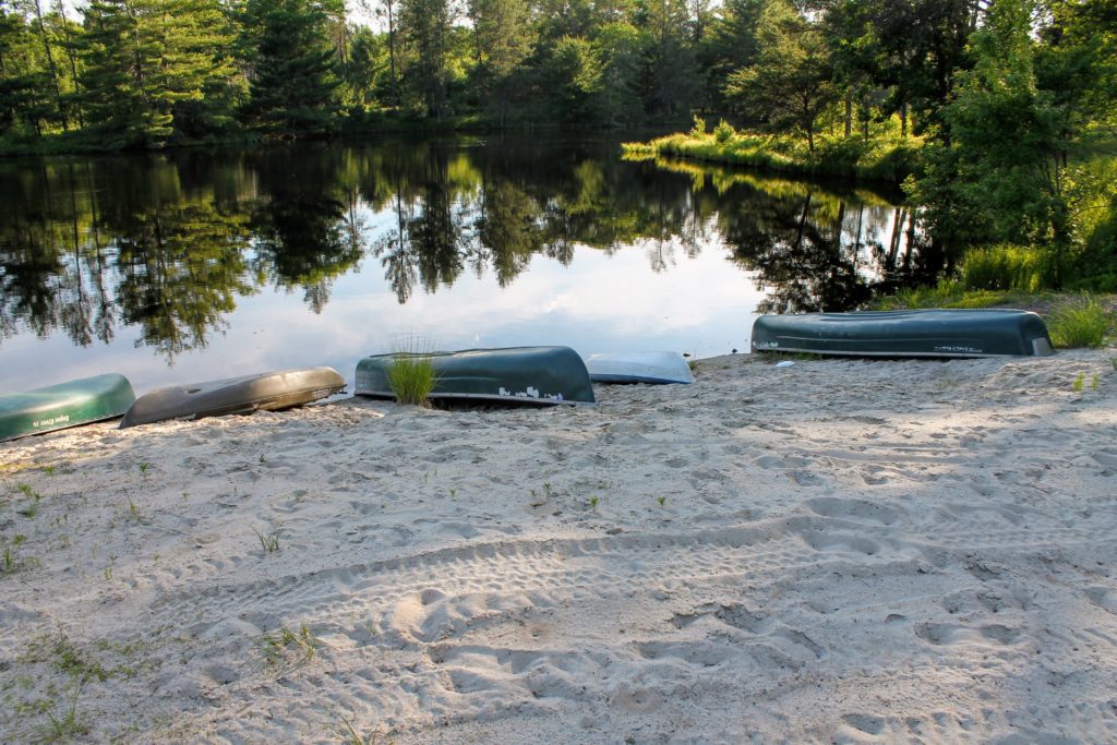 The Cabins on Serenity Lake | Vacation Rentals Wisconsin