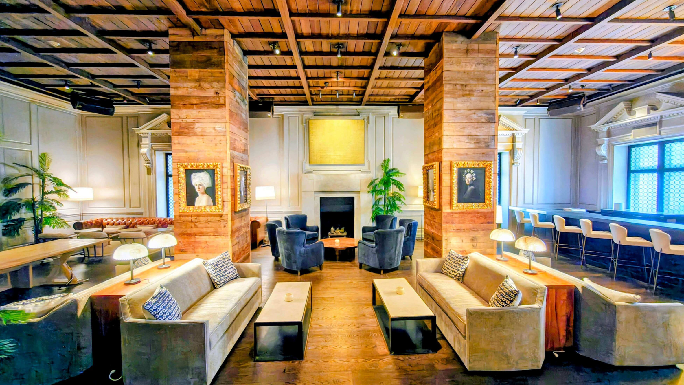 The Ambassador Library Room